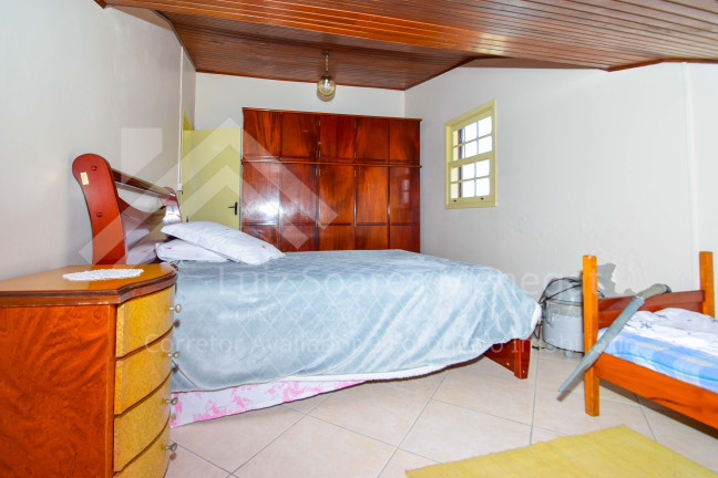 Imagem Casa com 5 Quartos à Venda, 190 m² em Centro - Balneário Rincão Imagem Casa com 5 Quartos à Venda, 190 m² em Centro - Balneário Rincão