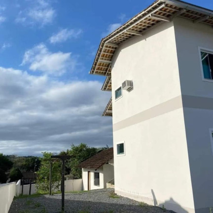 Imagem Casa com 4 Quartos à Venda, 237 m² em Bom Retiro - Joinville