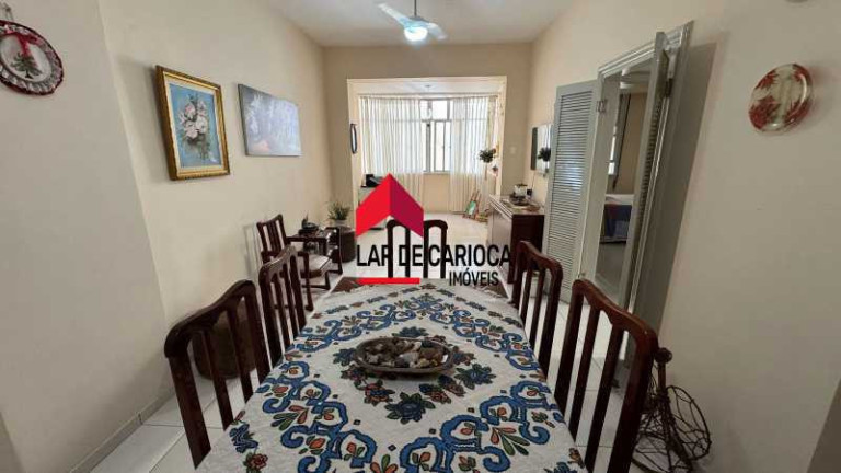 Imagem Apartamento com 2 Quartos à Venda, 72 m² em Copacabana - Rio De Janeiro Imagem Apartamento com 2 Quartos à Venda, 72 m² em Copacabana - Rio De Janeiro