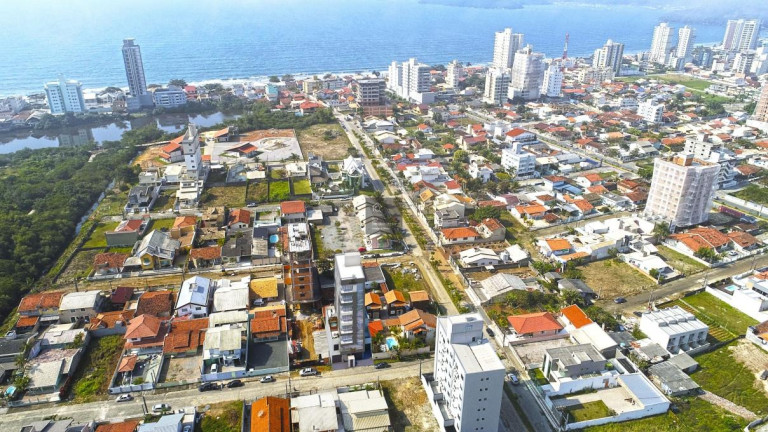 Imagem Apartamento com 2 Quartos à Venda, 74 m² em Balneário Pereque - Porto Belo Imagem Apartamento com 2 Quartos à Venda, 74 m² em Balneário Pereque - Porto Belo