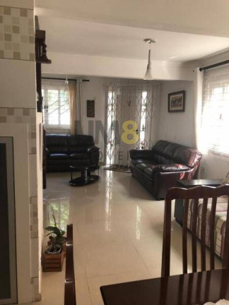 Imagem Sobrado com 3 Quartos à Venda, 244 m² em Guaíra - Curitiba Imagem Sobrado com 3 Quartos à Venda, 244 m² em Guaíra - Curitiba