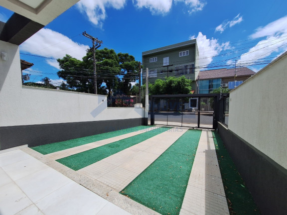 Imagem Sobrado com 3 Quartos à Venda, em Jardim Planalto - Porto Alegre Imagem Sobrado com 3 Quartos à Venda, em Jardim Planalto - Porto Alegre