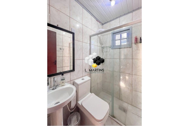 Imagem Casa com 3 Quartos à Venda, 484 m² em Niterói - Canoas Imagem Casa com 3 Quartos à Venda, 484 m² em Niterói - Canoas