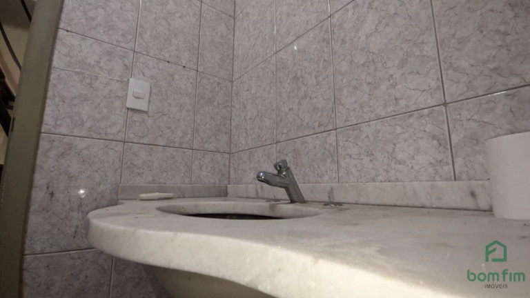 Imagem Casa com 3 Quartos para Alugar, 152 m² em Menino Deus - Porto Alegre Imagem Casa com 3 Quartos para Alugar, 152 m² em Menino Deus - Porto Alegre