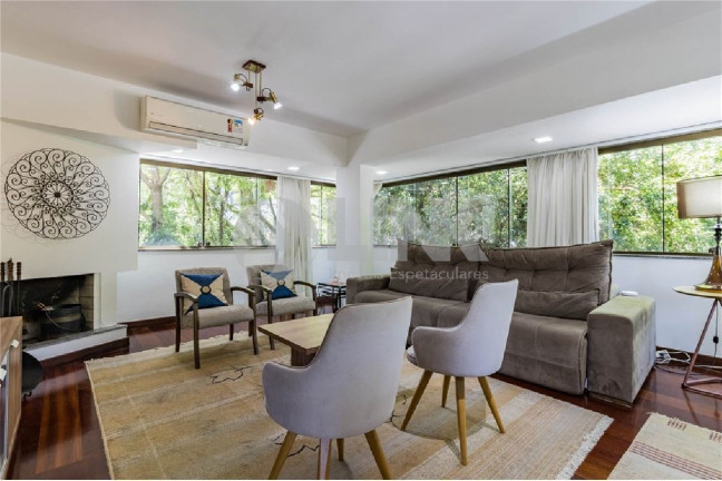 Imagem Apartamento com 3 Quartos à Venda, 258 m² em Mont Serrat - Porto Alegre