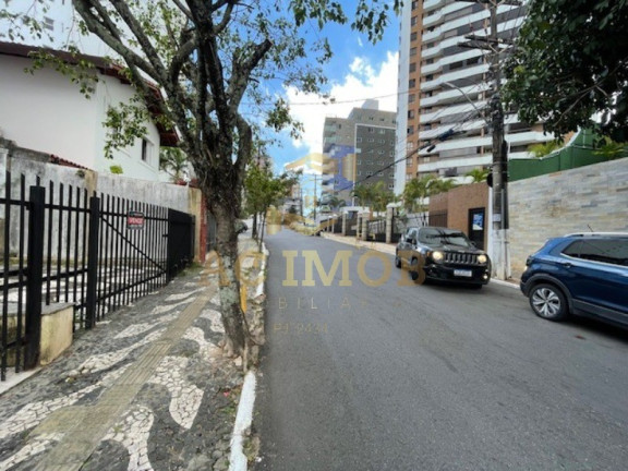 Imagem Imóvel com 4 Quartos à Venda, 240 m² em Jardim Apipema - Salvador Imagem Imóvel com 4 Quartos à Venda, 240 m² em Jardim Apipema - Salvador