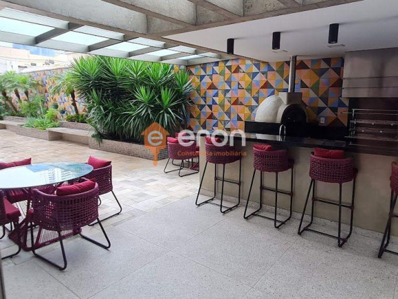 Apartamento com 3 Quartos à Venda, 165 m²