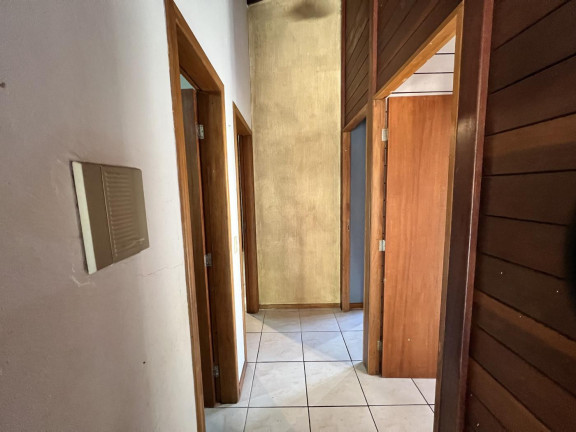 Imagem Casa com 3 Quartos à Venda, 105 m² em São João Do Rio Vermelho - Florianópolis Imagem Casa com 3 Quartos à Venda, 105 m² em São João Do Rio Vermelho - Florianópolis