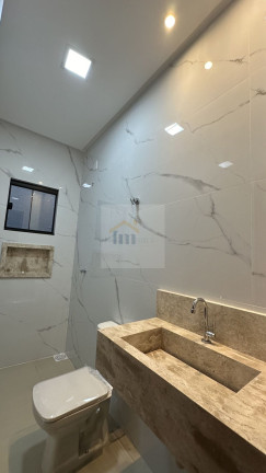 Imagem Casa com 3 Quartos à Venda, 117 m² em Setor Garavelo - Goiânia Imagem Casa com 3 Quartos à Venda, 117 m² em Setor Garavelo - Goiânia