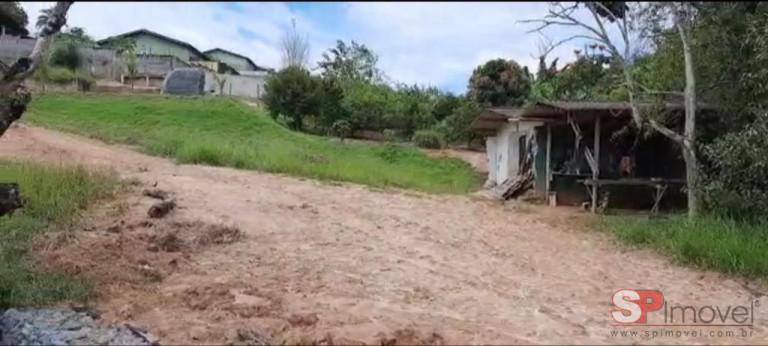 Imagem Terreno à Venda, 1.000 m² em Lambari - Guararema Imagem Terreno à Venda, 1.000 m² em Lambari - Guararema