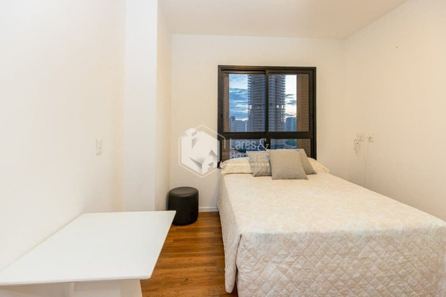 Imagem Apartamento com 2 Quartos à Venda, 106 m² em Jardim Das Acácias - São Paulo