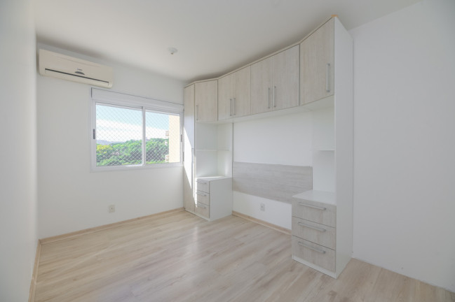 Imagem Apartamento com 2 Quartos à Venda, 66 m² em Santo Antônio - Porto Alegre Imagem Apartamento com 2 Quartos à Venda, 66 m² em Santo Antônio - Porto Alegre