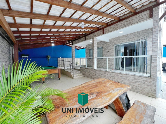 Imagem Casa com 4 Quartos à Venda,  em Setiba - Guarapari