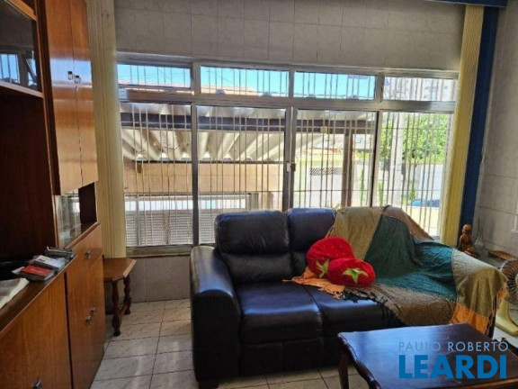 Imagem Sobrado com 2 Quartos à Venda, 190 m² em Vila Scarpelli - Santo André Imagem Sobrado com 2 Quartos à Venda, 190 m² em Vila Scarpelli - Santo André