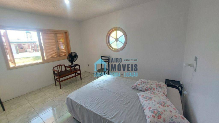 Imagem Casa com 5 Quartos à Venda, 450 m² em Centro - Balneário Pinhal Imagem Casa com 5 Quartos à Venda, 450 m² em Centro - Balneário Pinhal