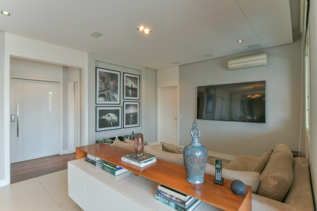 Imagem Apartamento com 2 Quartos à Venda, 151 m² em Itaim Bibi - São Paulo