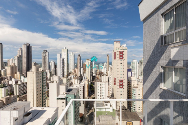 Imagem Apartamento com 3 Quartos à Venda, 275 m² em Centro - Balneário Camboriú