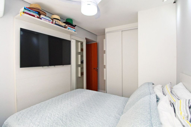 Imagem Apartamento com 2 Quartos à Venda, 52 m² em Santana - Porto Alegre Imagem Apartamento com 2 Quartos à Venda, 52 m² em Santana - Porto Alegre