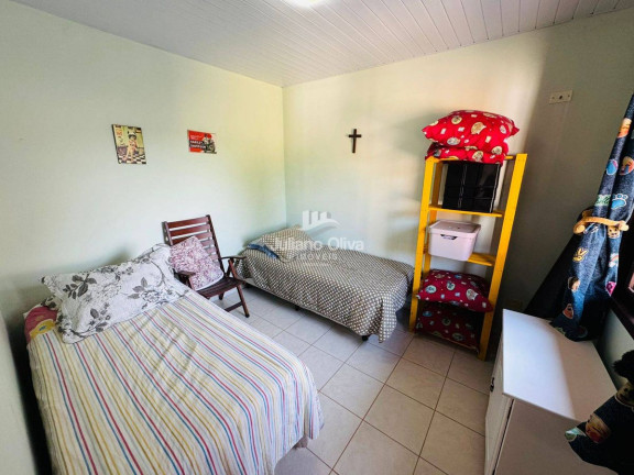 Imagem Casa com 2 Quartos à Venda, 85 m² em Barra Do Sai - Itapoá
