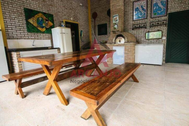 Imagem Casa com 6 Quartos à Venda, 470 m² em Praia Domingas Dias - Ubatuba Imagem Casa com 6 Quartos à Venda, 470 m² em Praia Domingas Dias - Ubatuba