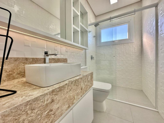 Imagem Casa com 4 Quartos à Venda, 262 m² em Centro - Capao Da Canoa Imagem Casa com 4 Quartos à Venda, 262 m² em Centro - Capao Da Canoa