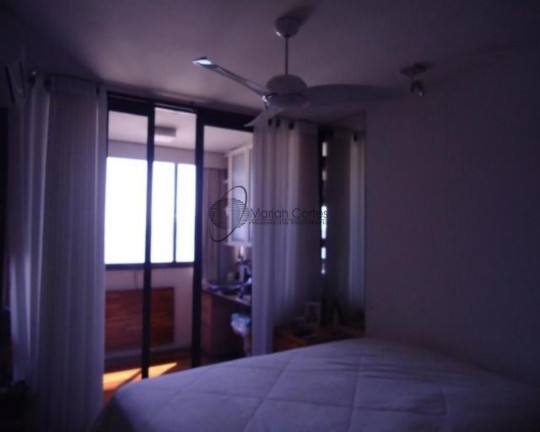 Imagem Imóvel com 4 Quartos à Venda, 160 m² em Icaraí - Niterói Imagem Imóvel com 4 Quartos à Venda, 160 m² em Icaraí - Niterói