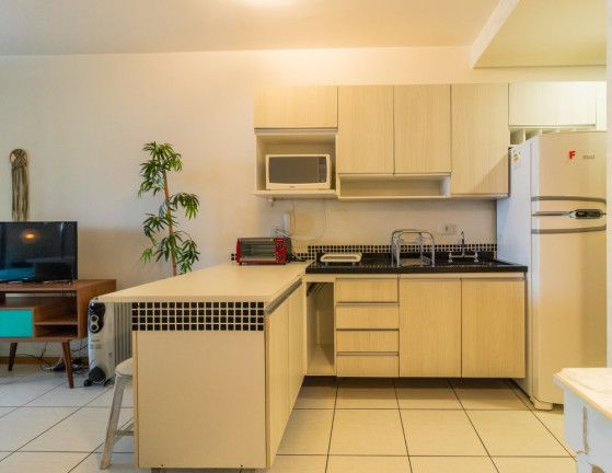 Imagem Apartamento com 1 Quarto à Venda, 34 m² em Centro - Curitiba