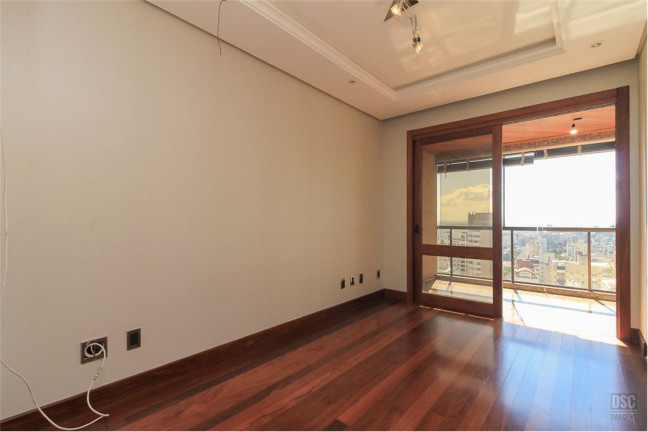 Imagem Apartamento com 3 Quartos à Venda, 211 m² em Bela Vista - Porto Alegre Imagem Apartamento com 3 Quartos à Venda, 211 m² em Bela Vista - Porto Alegre