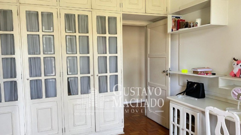 Imagem Casa com 3 Quartos à Venda, 300 m² em Laranjal - Volta Redonda Imagem Casa com 3 Quartos à Venda, 300 m² em Laranjal - Volta Redonda