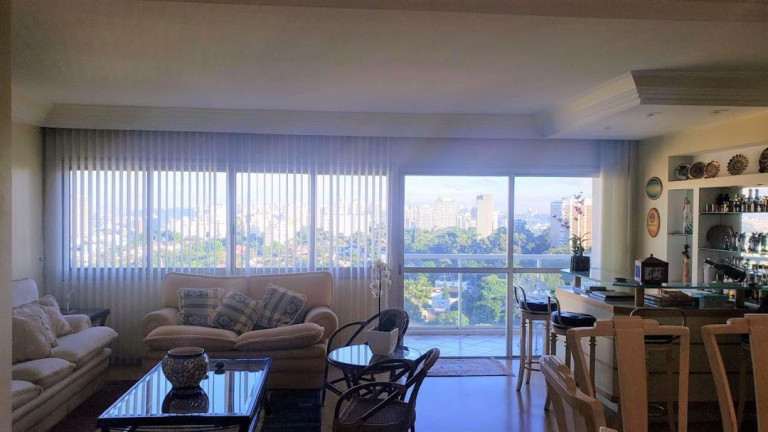 Apartamento com 3 Quartos à Venda, 160 m² em Campo Belo - São Paulo