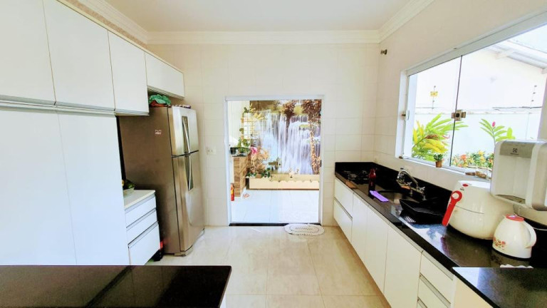 Imagem Sobrado com 4 Quartos à Venda, 150 m² em Solemar - Praia Grande Imagem Sobrado com 4 Quartos à Venda, 150 m² em Solemar - Praia Grande