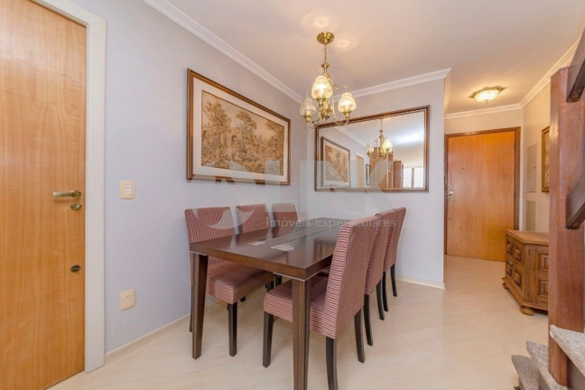 Imagem Imóvel com 4 Quartos à Venda, 221 m² em Petrópolis - Porto Alegre