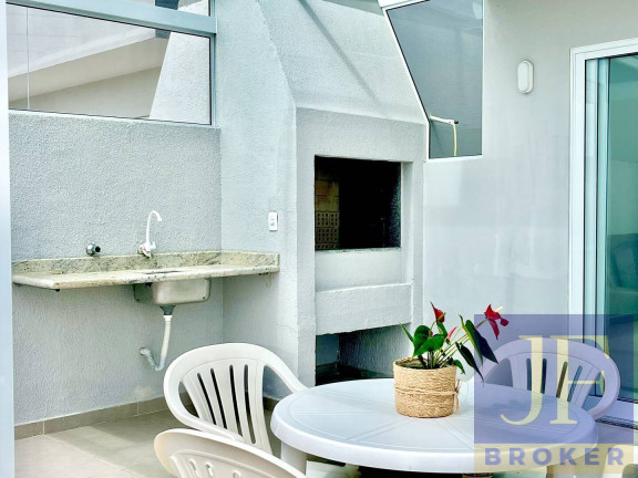 Imagem Cobertura com 2 Quartos para Temporada, 130 m² em Canasvieiras - Florianópolis Imagem Cobertura com 2 Quartos para Temporada, 130 m² em Canasvieiras - Florianópolis