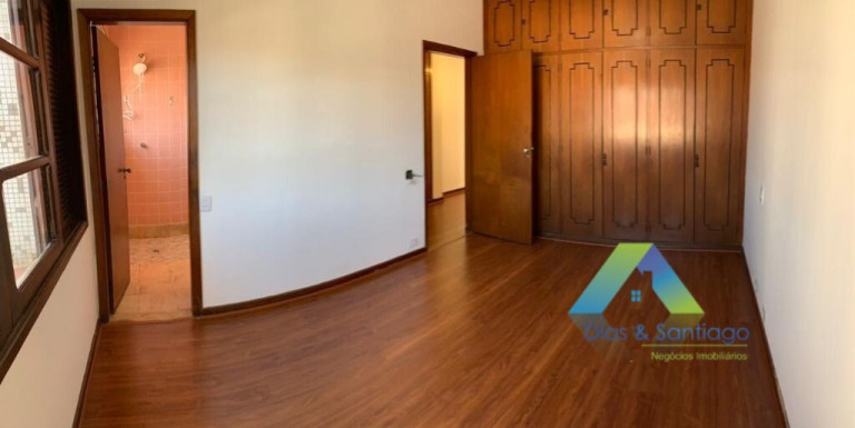 Imagem Sobrado com 3 Quartos à Venda, 300 m² em Ipiranga - São Paulo Imagem Sobrado com 3 Quartos à Venda, 300 m² em Ipiranga - São Paulo