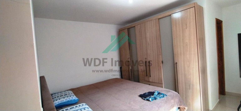 Imagem Casa com 3 Quartos à Venda, 80 m² em Maracanã - Colombo Imagem Casa com 3 Quartos à Venda, 80 m² em Maracanã - Colombo