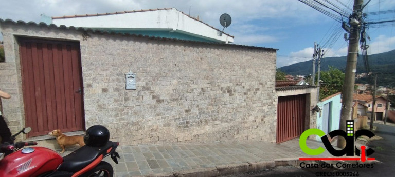 Imagem Casa com 5 Quartos à Venda, 230 m² em Estância São José - Poços De Caldas Imagem Casa com 5 Quartos à Venda, 230 m² em Estância São José - Poços De Caldas