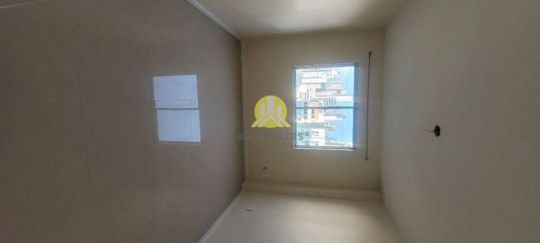 Imagem Cobertura com 6 Quartos à Venda, 470 m² em Centro - Balneário Camboriú