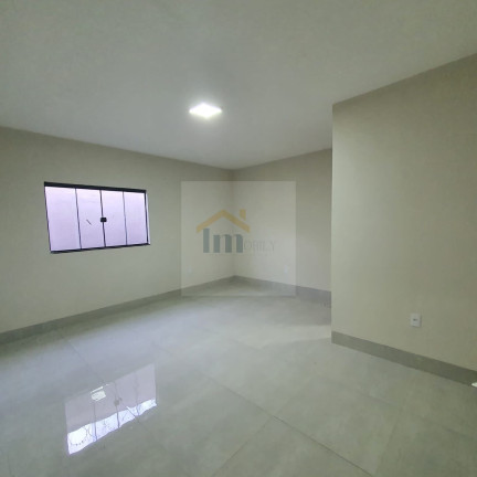 Imagem Casa com 3 Quartos à Venda, 136 m² em Jardim Presidente - Goiânia