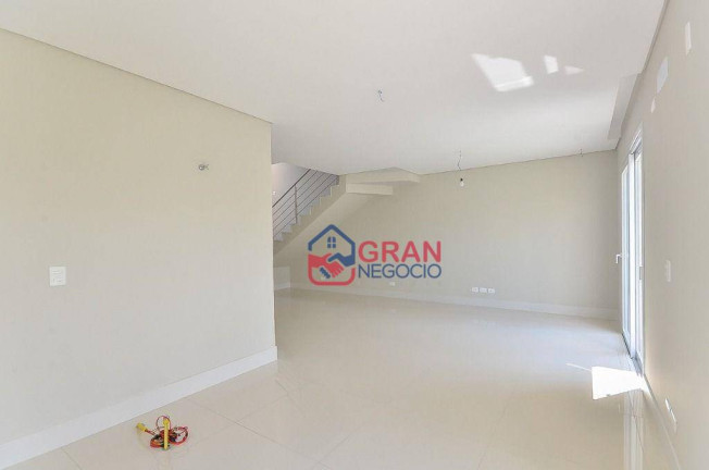 Imagem Sobrado com 3 Quartos à Venda, 162 m² em São Braz - Curitiba