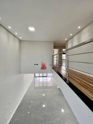 Imagem Sobrado com 4 Quartos à Venda, 265 m² em Santa Regina - Camboriú Imagem Sobrado com 4 Quartos à Venda, 265 m² em Santa Regina - Camboriú