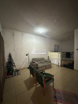 Imagem Casa com 3 Quartos à Venda, 300 m² em Lourdes - Uberaba Imagem Casa com 3 Quartos à Venda, 300 m² em Lourdes - Uberaba