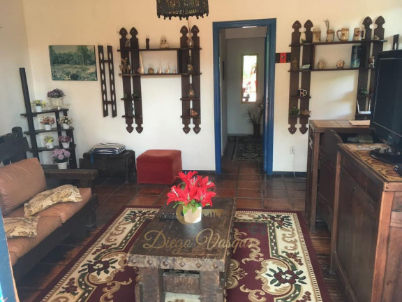 Imagem Casa com 7 Quartos à Venda, 400 m² em Albuquerque - Teresópolis Imagem Casa com 7 Quartos à Venda, 400 m² em Albuquerque - Teresópolis