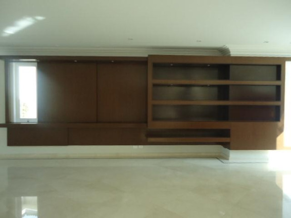 Imagem Casa com 6 Quartos à Venda,  em Alphaville