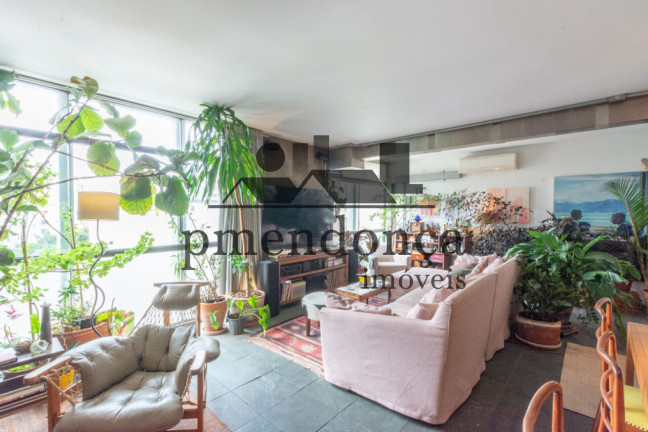 Imagem Apartamento com 3 Quartos à Venda, 196 m² em Higienópolis - São Paulo Imagem Apartamento com 3 Quartos à Venda, 196 m² em Higienópolis - São Paulo