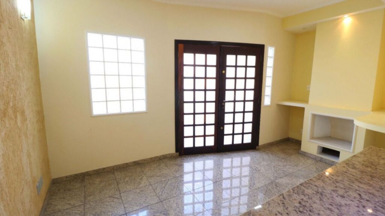 Imagem Imóvel com 3 Quartos à Venda, em Vila Morse - São Paulo Imagem Imóvel com 3 Quartos à Venda, em Vila Morse - São Paulo