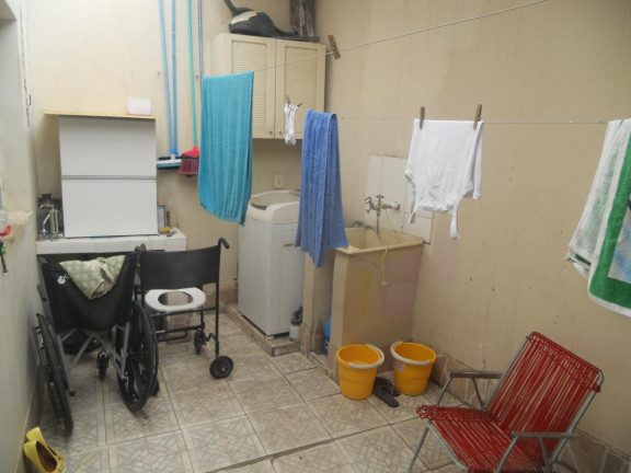 Imagem Casa com 2 Quartos à Venda, 108 m² em Vila Vianelo - Jundiaí