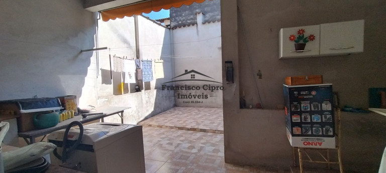 Imagem Sobrado com 2 Quartos à Venda, 180 m² em Cohab - Guaratinguetá Imagem Sobrado com 2 Quartos à Venda, 180 m² em Cohab - Guaratinguetá