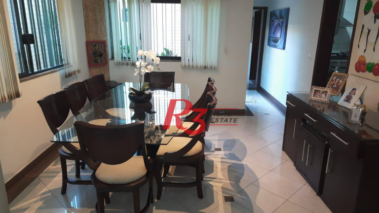 Casa com 4 Quartos à Venda, 550 m² em Embaré - Santos