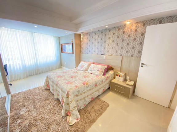 Imagem Apartamento com 3 Quartos à Venda, 140 m² em Centro - Balneário Camboriú