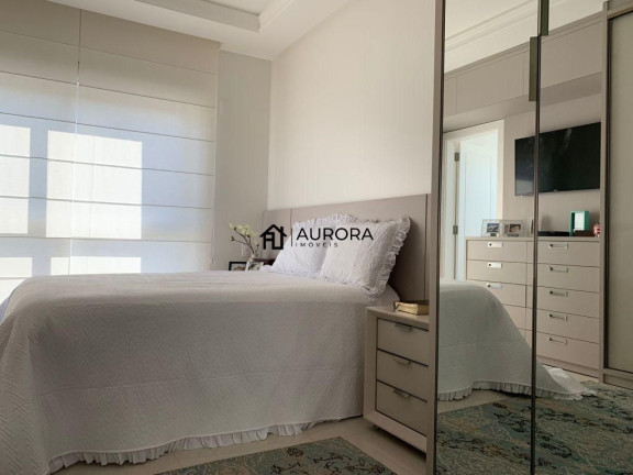 Imagem Apartamento com 3 Quartos à Venda, 147 m² em Centro - Balneário Camboriú Imagem Apartamento com 3 Quartos à Venda, 147 m² em Centro - Balneário Camboriú
